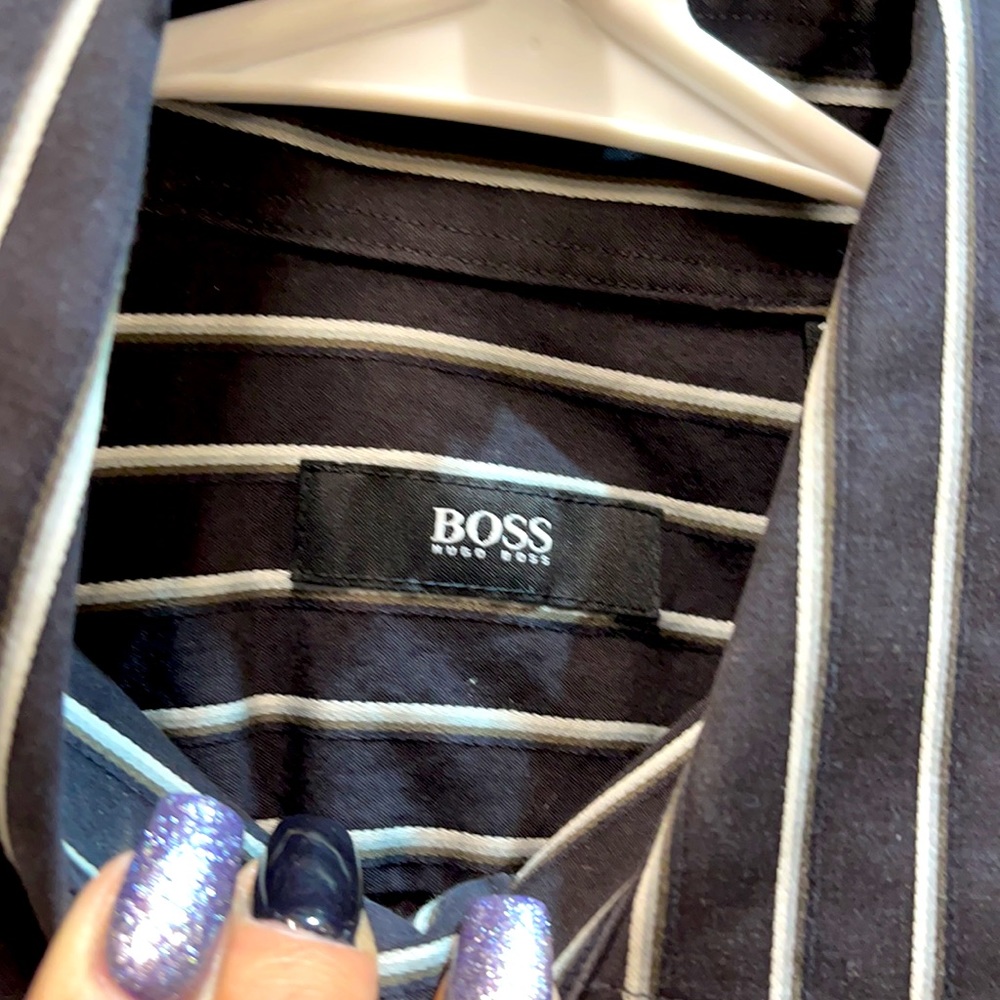 Hugo boss button up - Picture 2 of 6